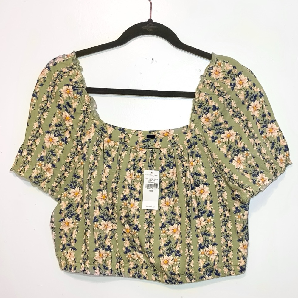 AE Printed Bubble Sleeve Crop Top